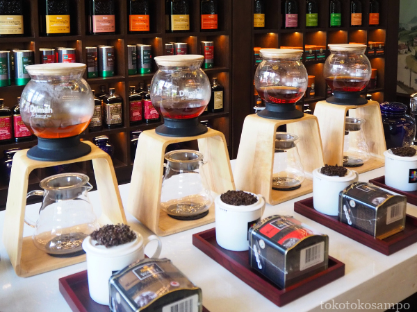 紅茶のテイスティング